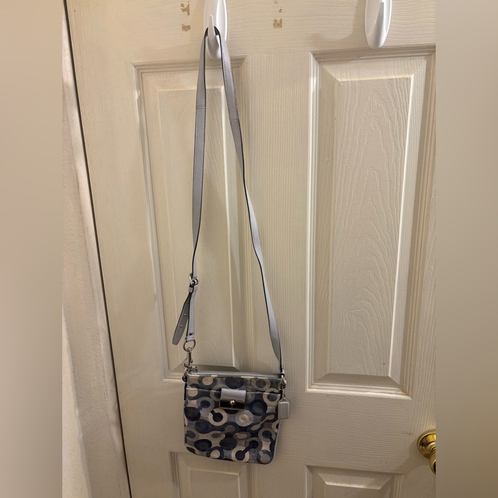 COPY - Coach Elegant Gray Patterned Crossbody Bag